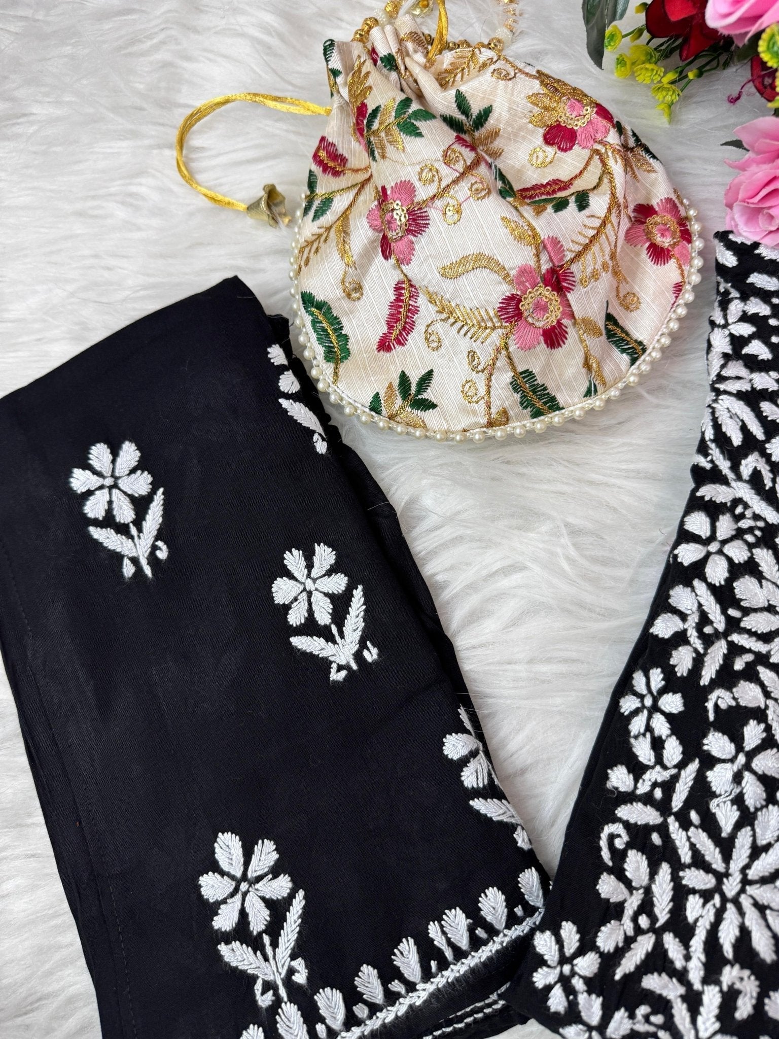 Santoshi Special Chikan Daman Co ord Set - Chikankari official