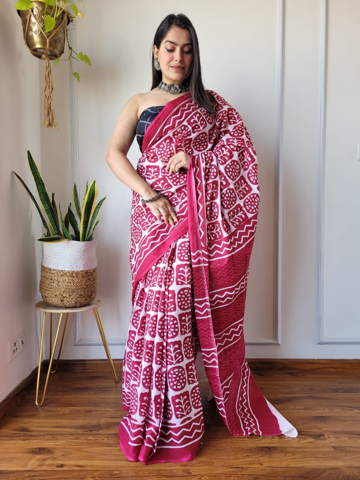 Saree With blouse 55+ Designs - Chikankari official