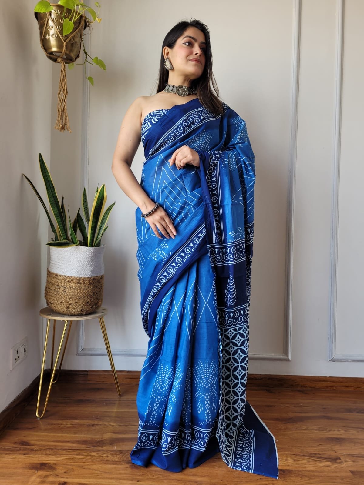 Saree With blouse 55+ Designs - Chikankari official