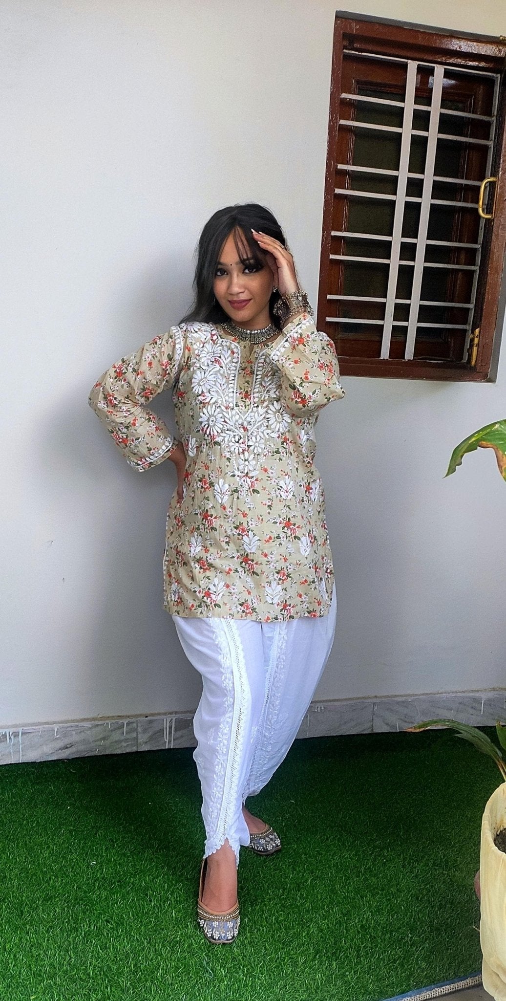 Short Dhoti Chikankari Edition - Chikankari official