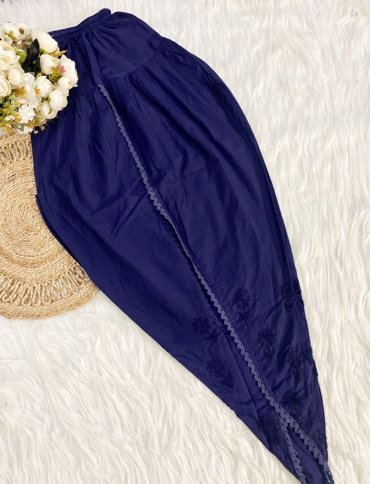 Short Dhoti Co ord Set - Chikankari official