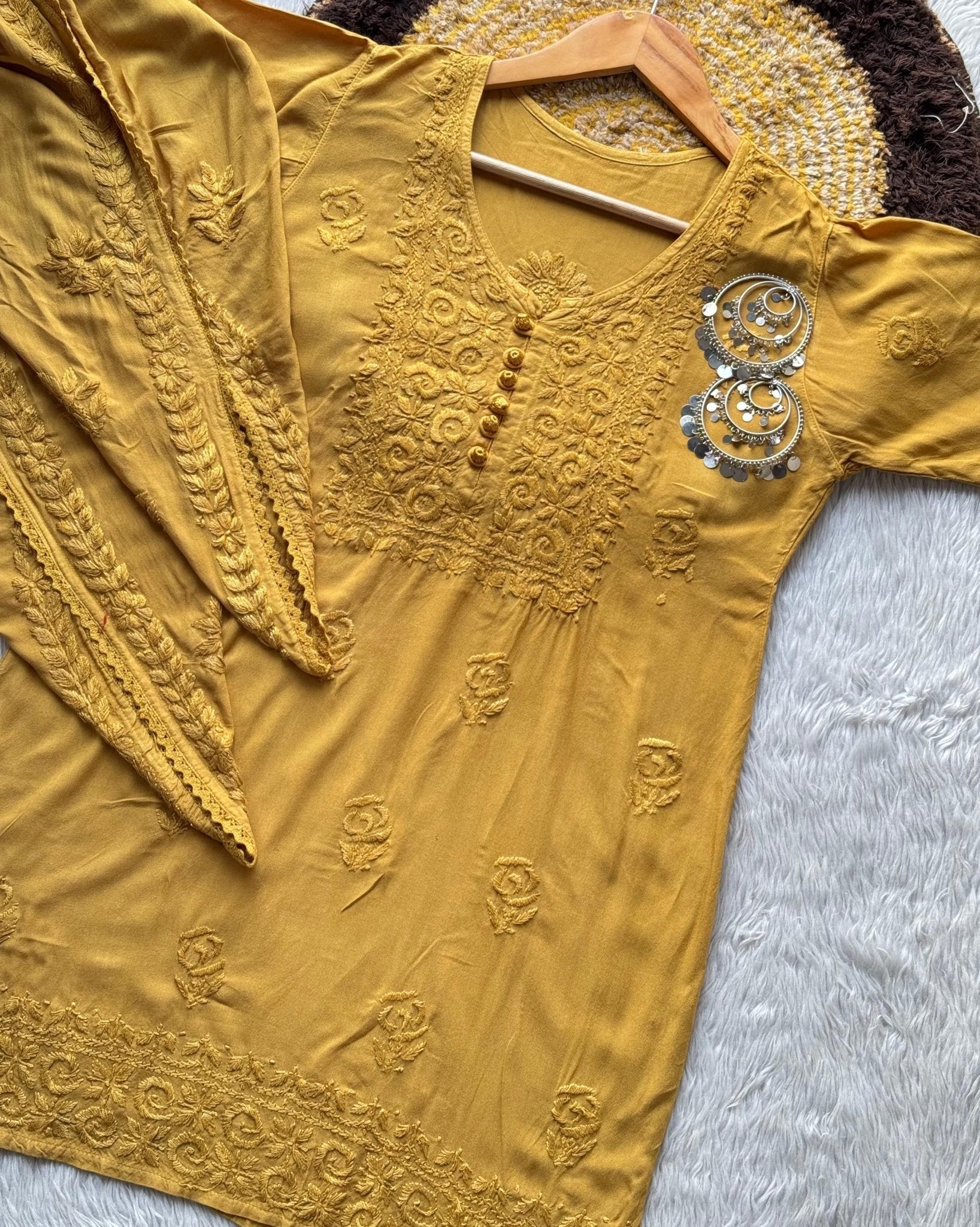 Short Kurta Dhoti Designed With modern Touch - Chikankari official