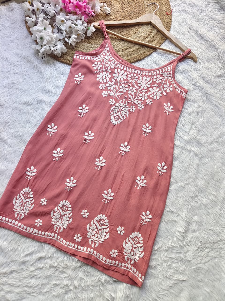 Short Noodle strap middy top - Chikankari official