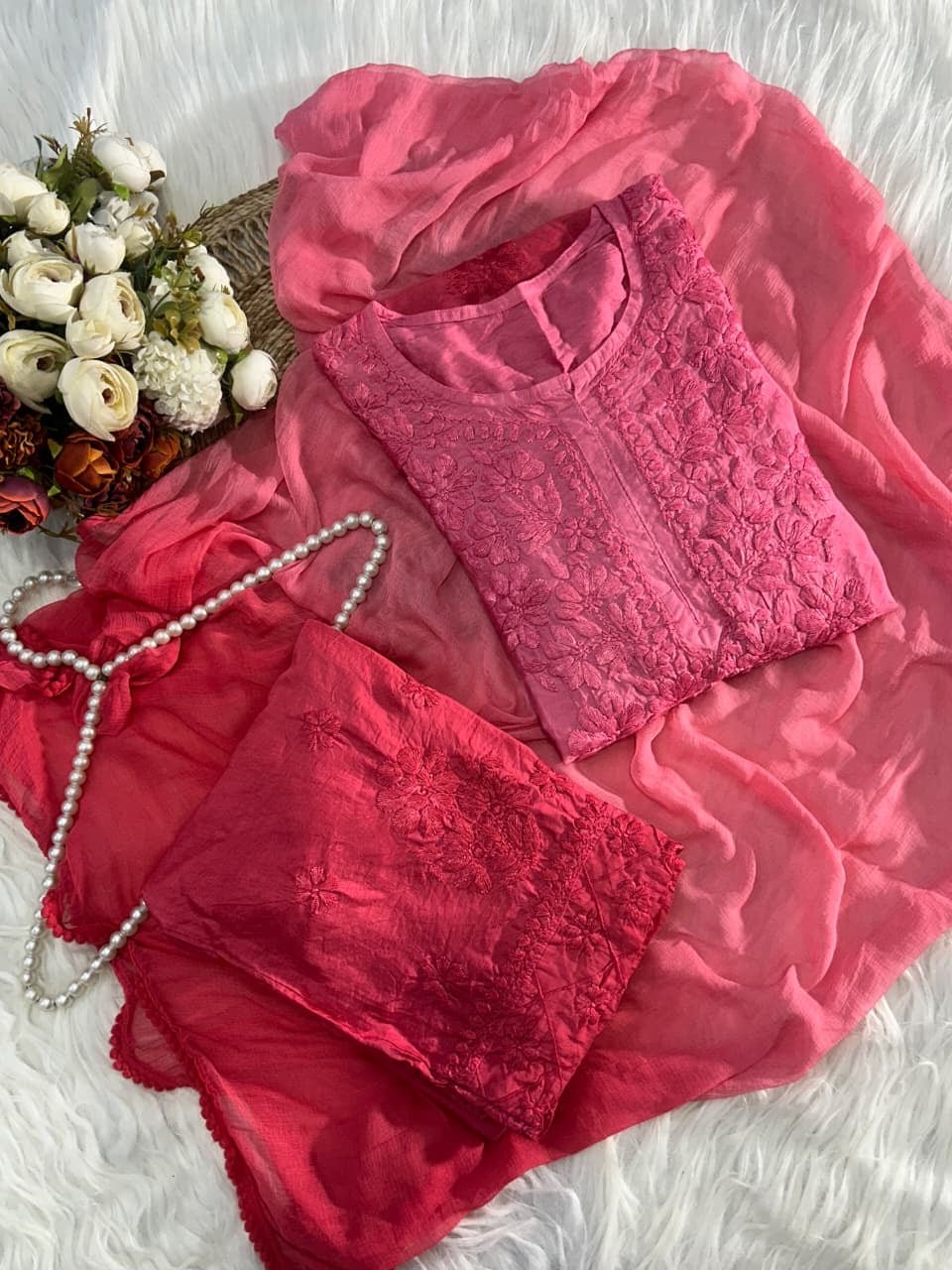 Soft Chanderi Rangrez 3pc Set - Chikankari official