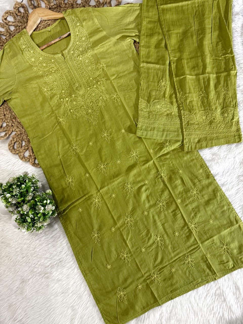 Soft Dual Machine work Shaded Kurti Set - Chikankari official