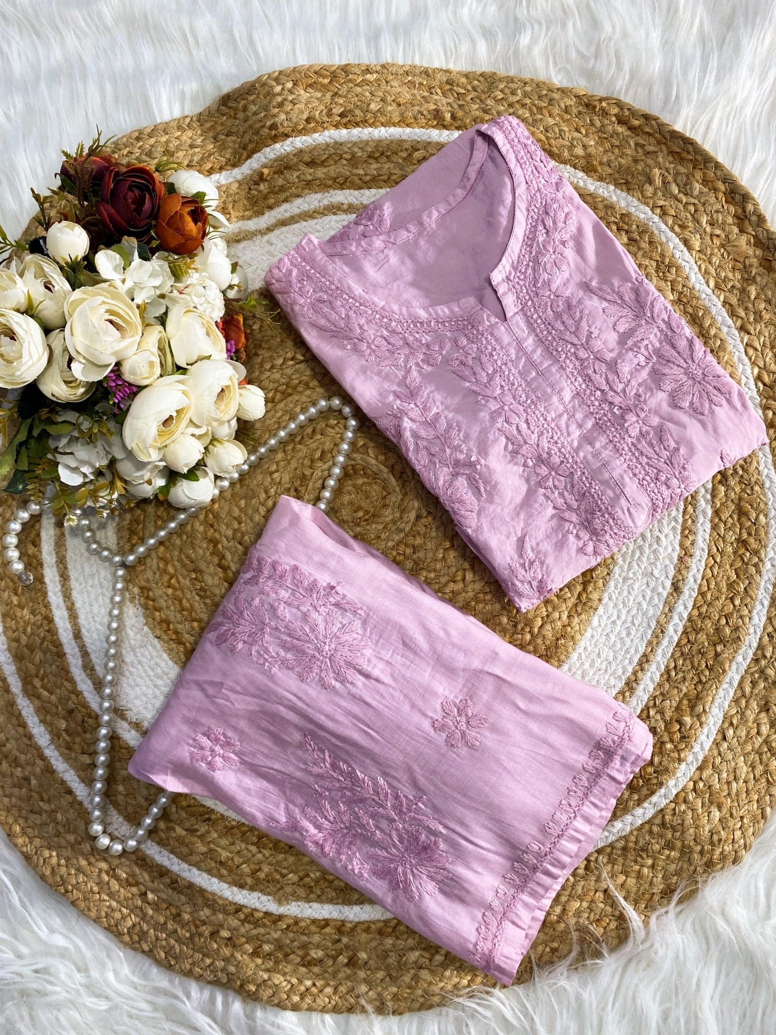 Soft light pastle mul Kurta Plazzo Set - Chikankari official