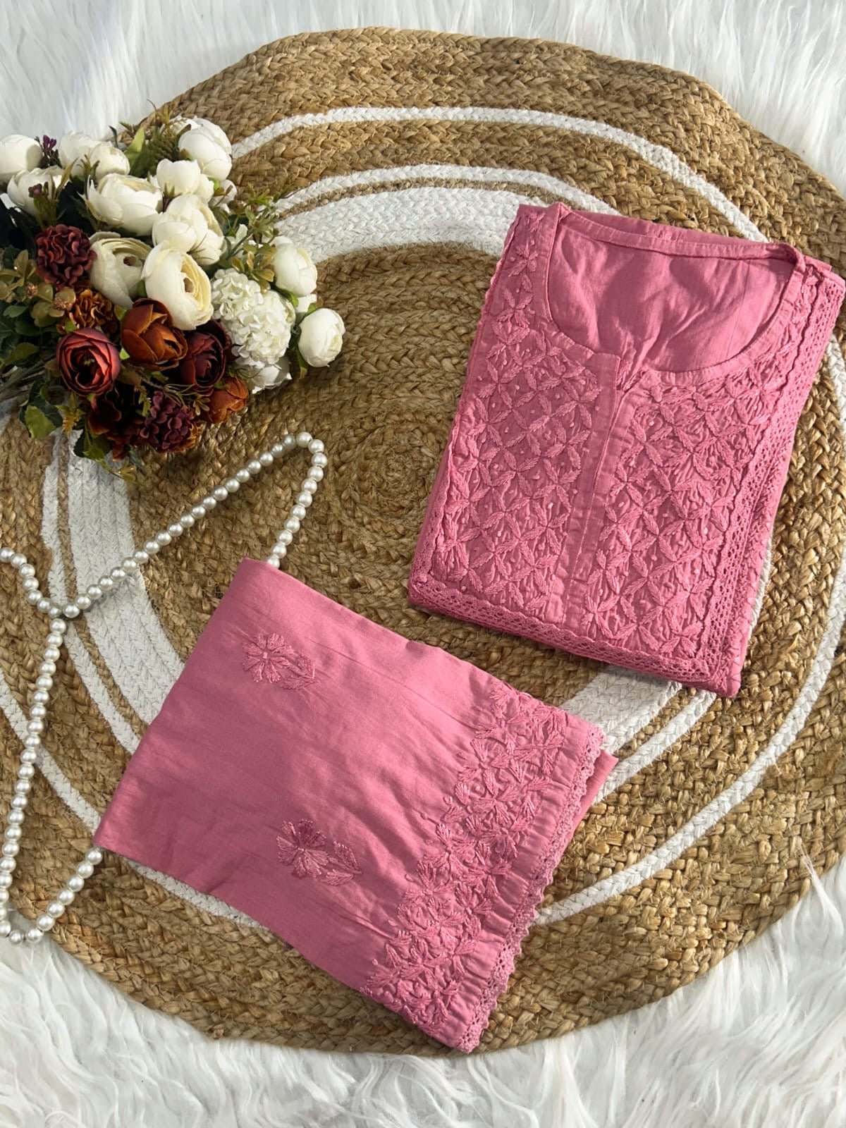 38 / pink