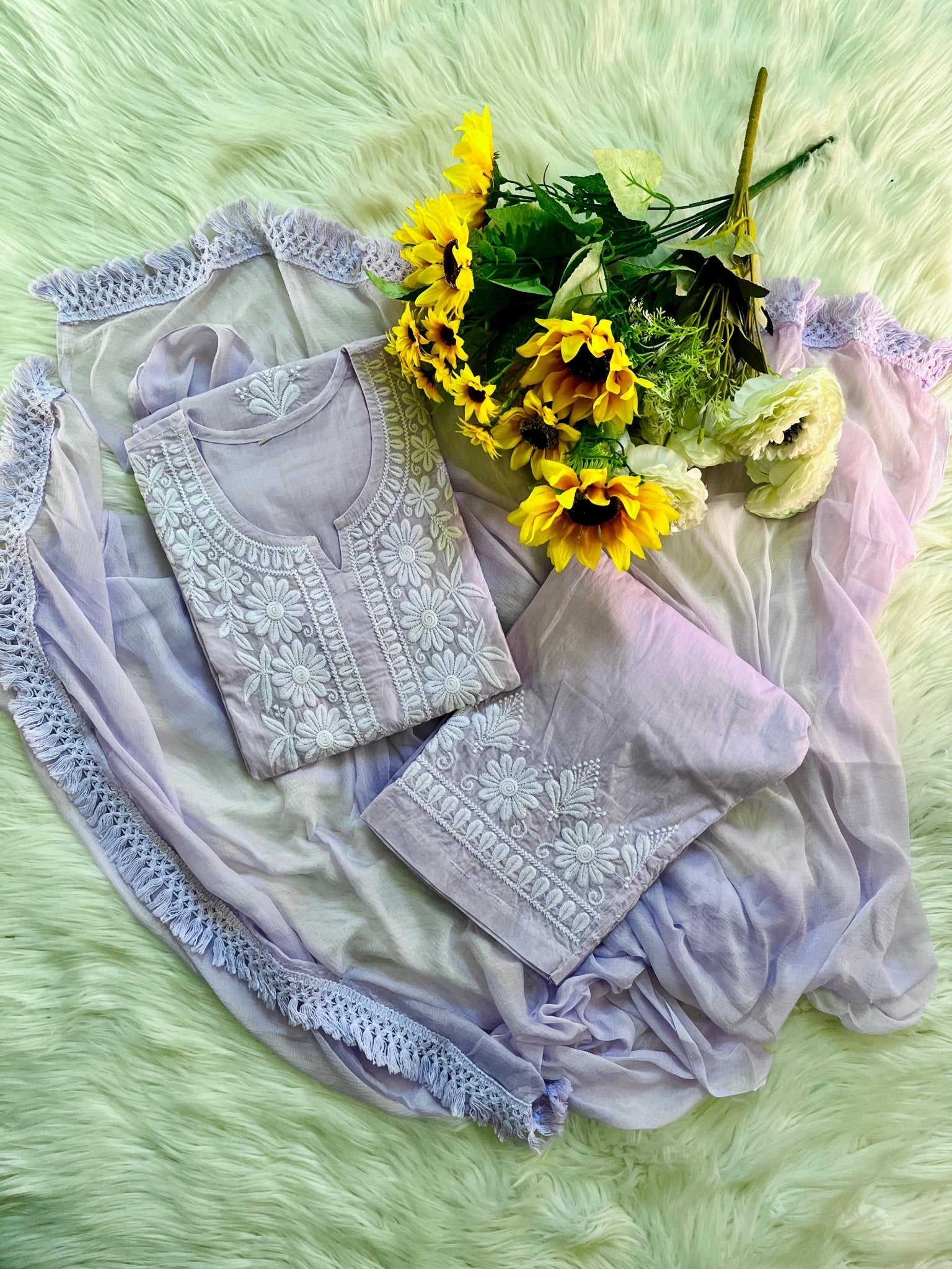 38 / lilac