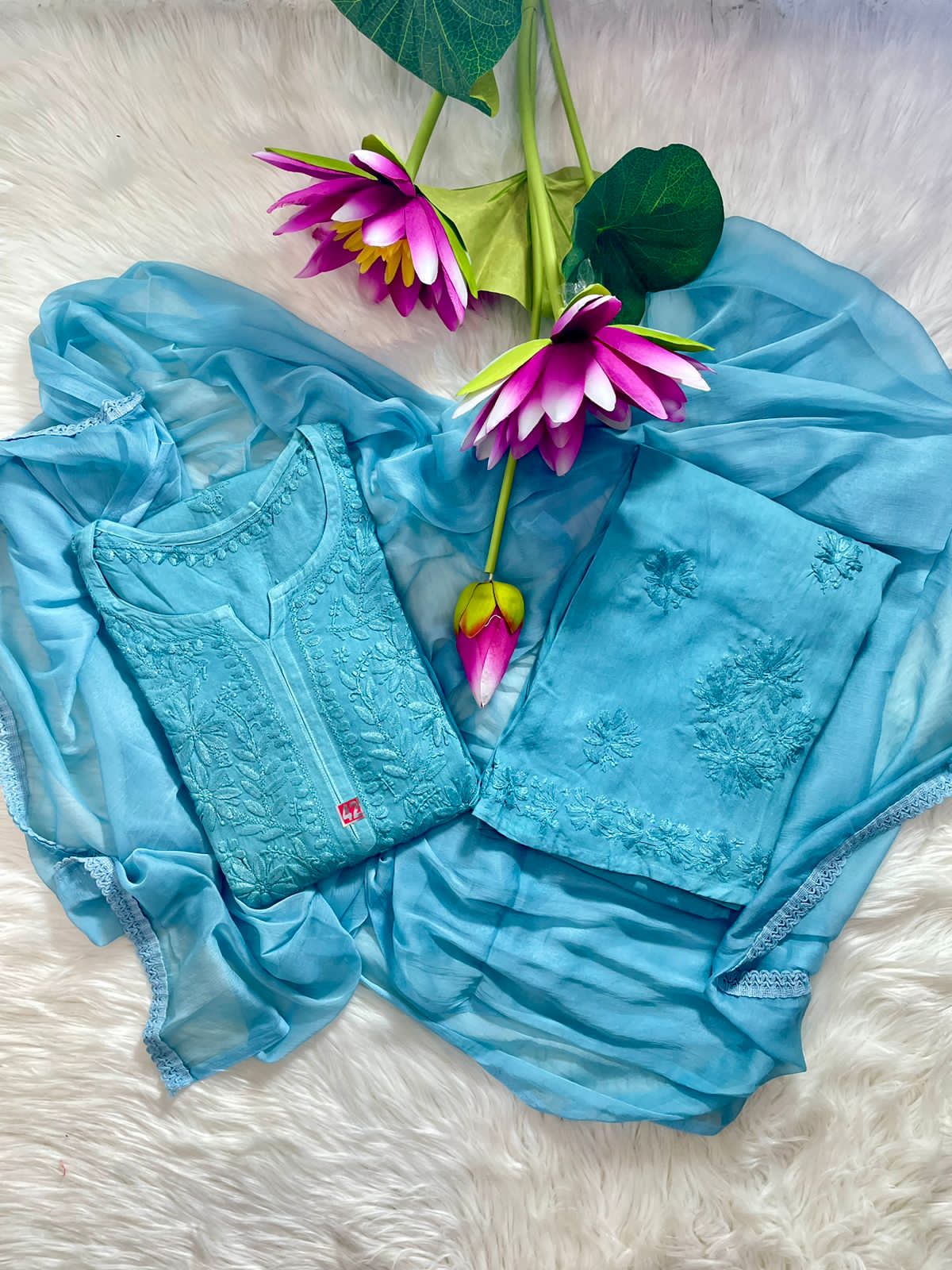 38 / sky blue
