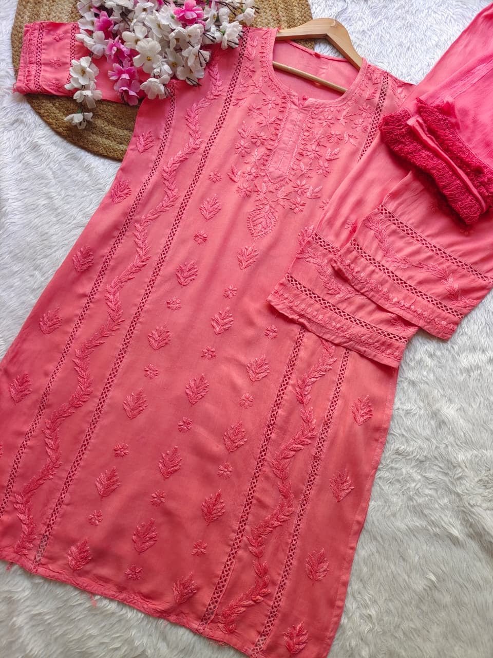 40 / peach