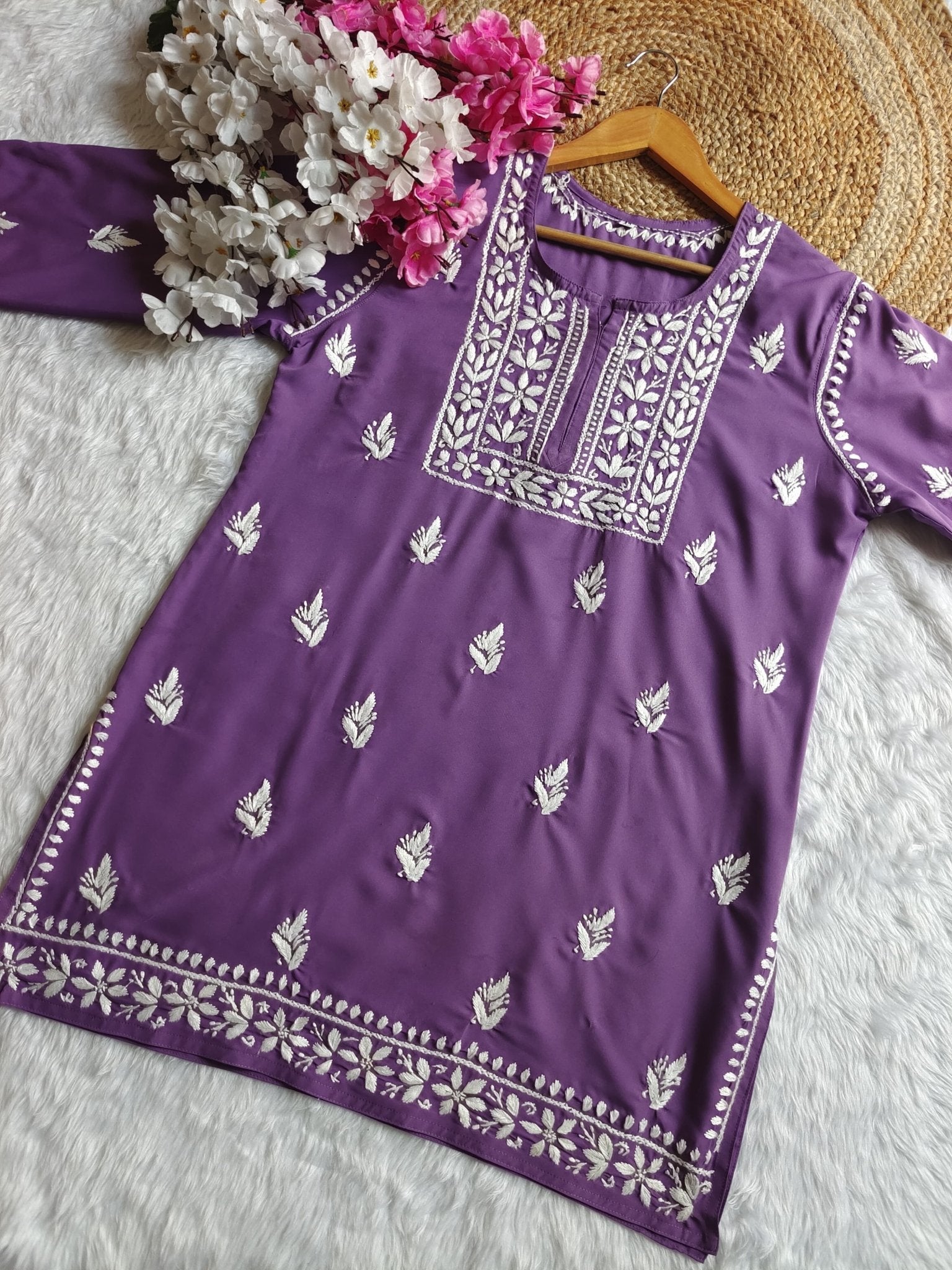 36 / lavender