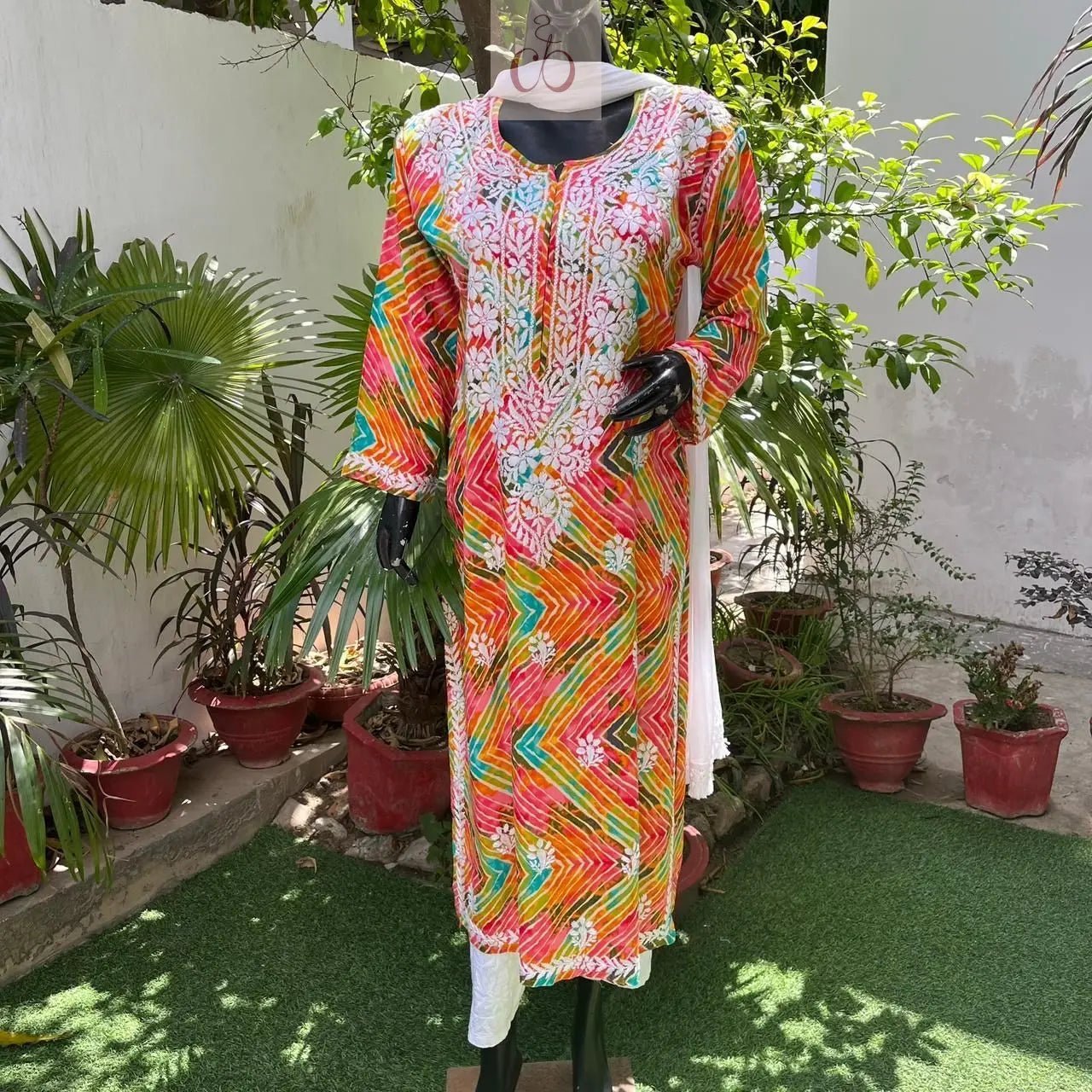 Straight Fit Rayon Riwayat Kurta - Chikankari official