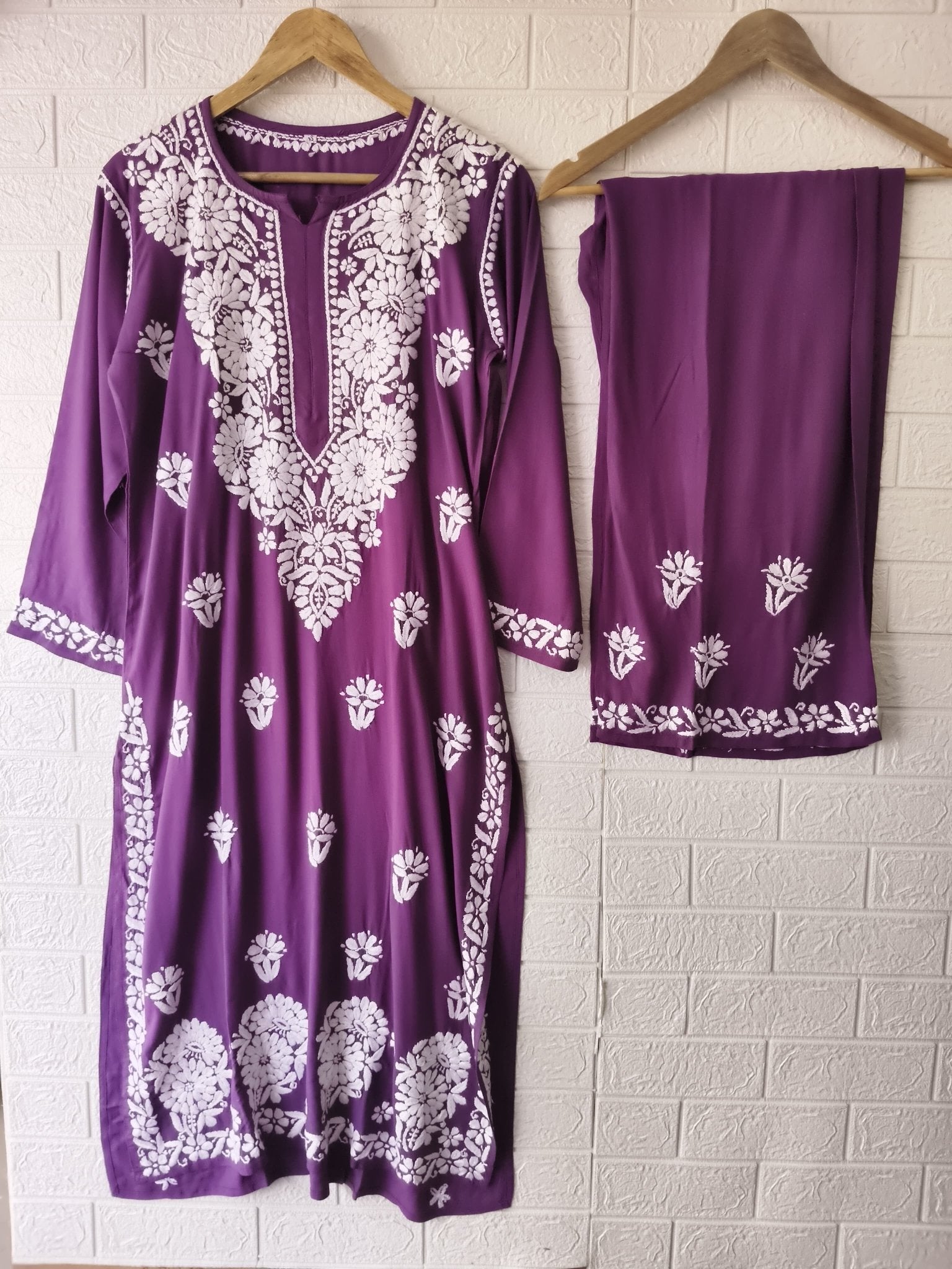 Stylish Crafted Chikankari heavy embroidered kurta Set - Chikankari official