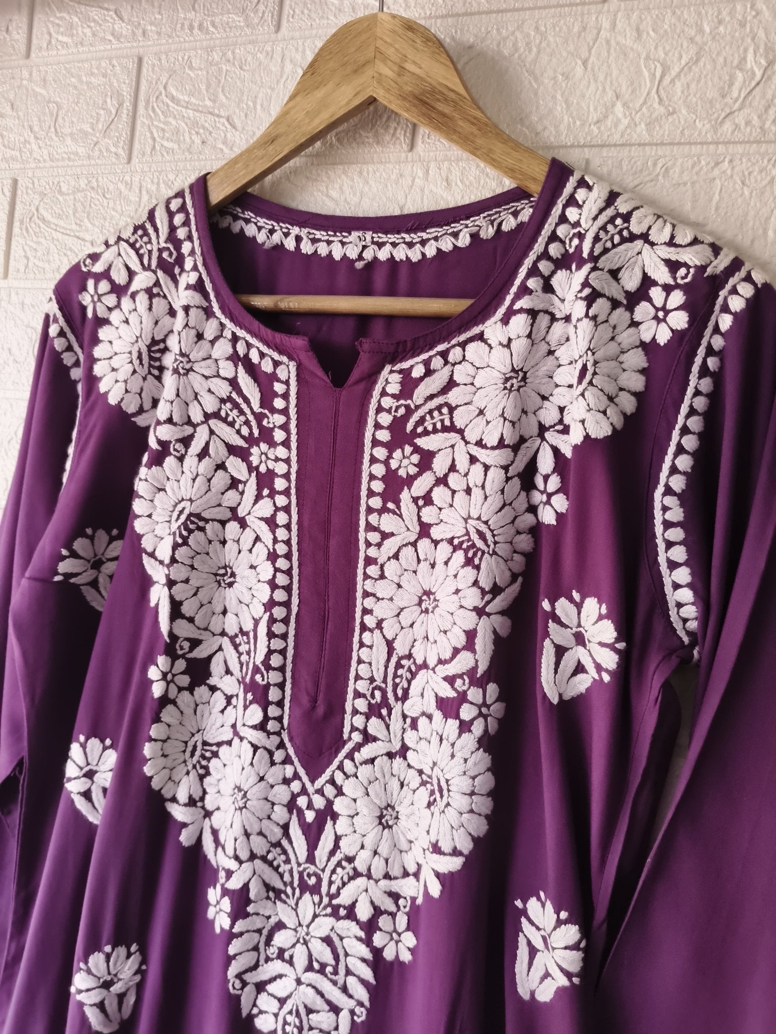 Stylish Crafted Chikankari heavy embroidered kurta Set - Chikankari official