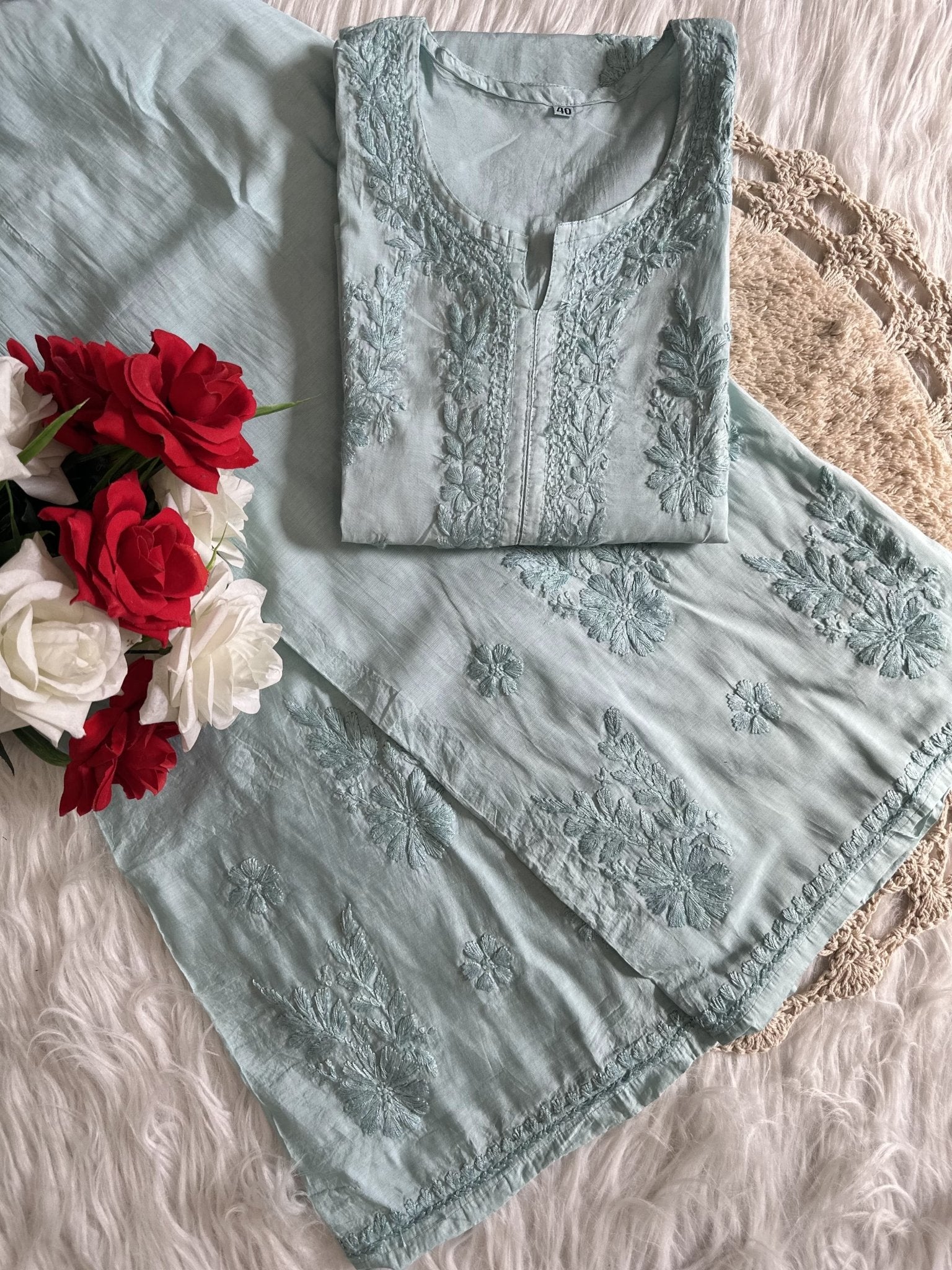 36 / sea blue