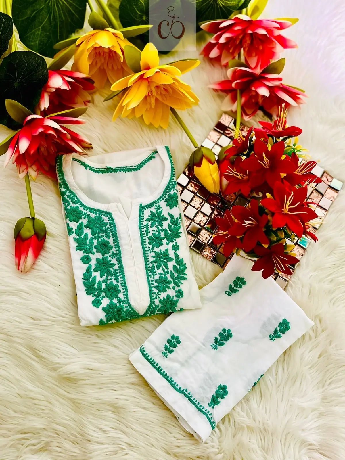 36 / sea green