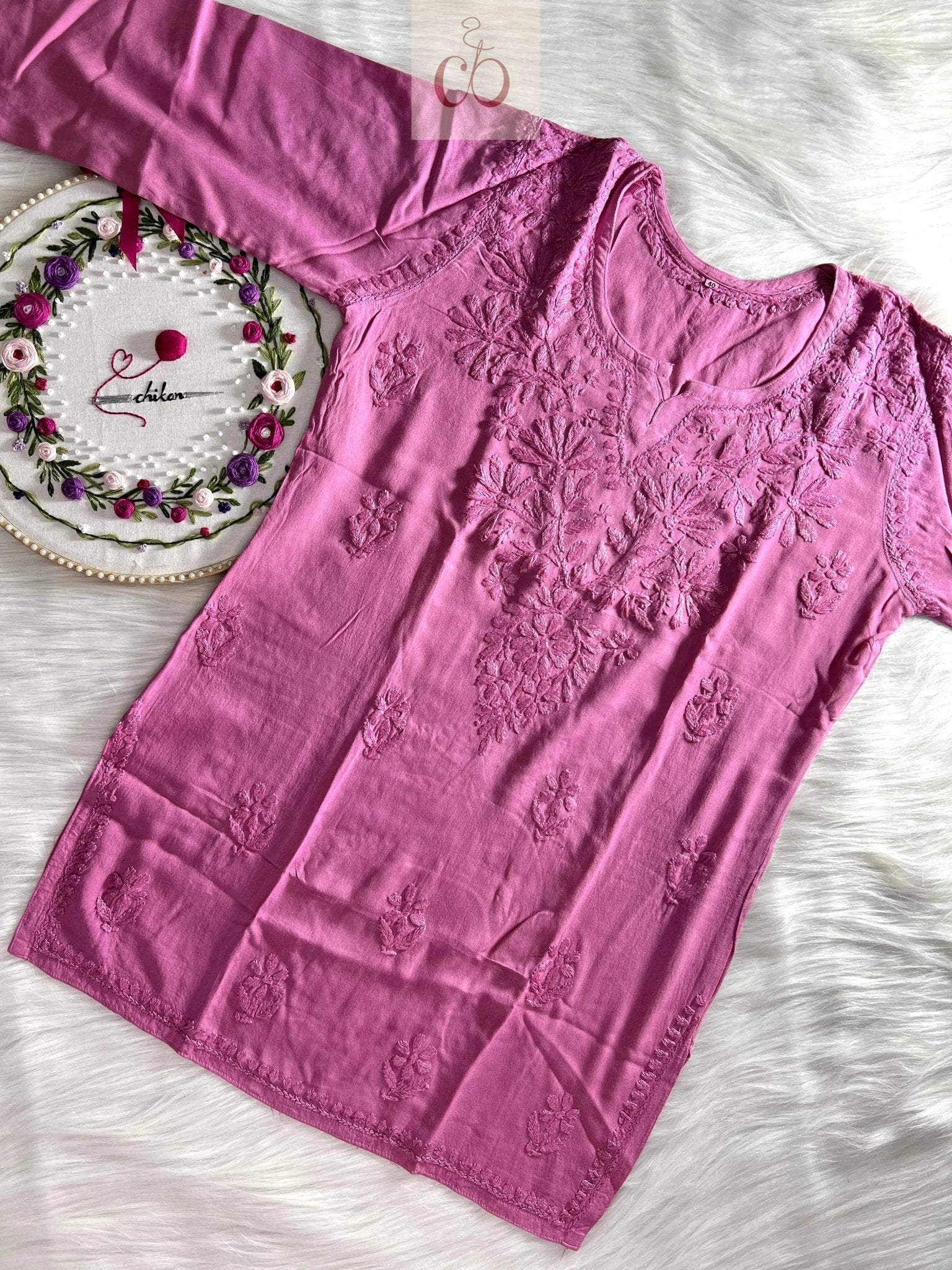 38 / pink