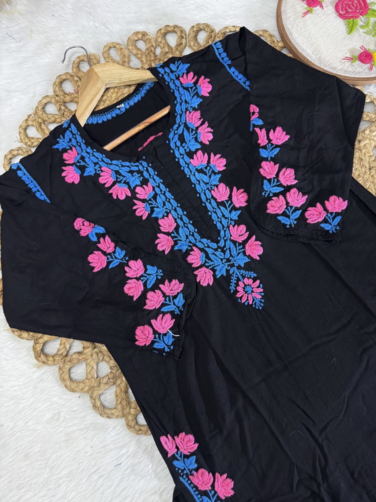 Thread work rayon Coloured Flowers Kurta - Chikankari official