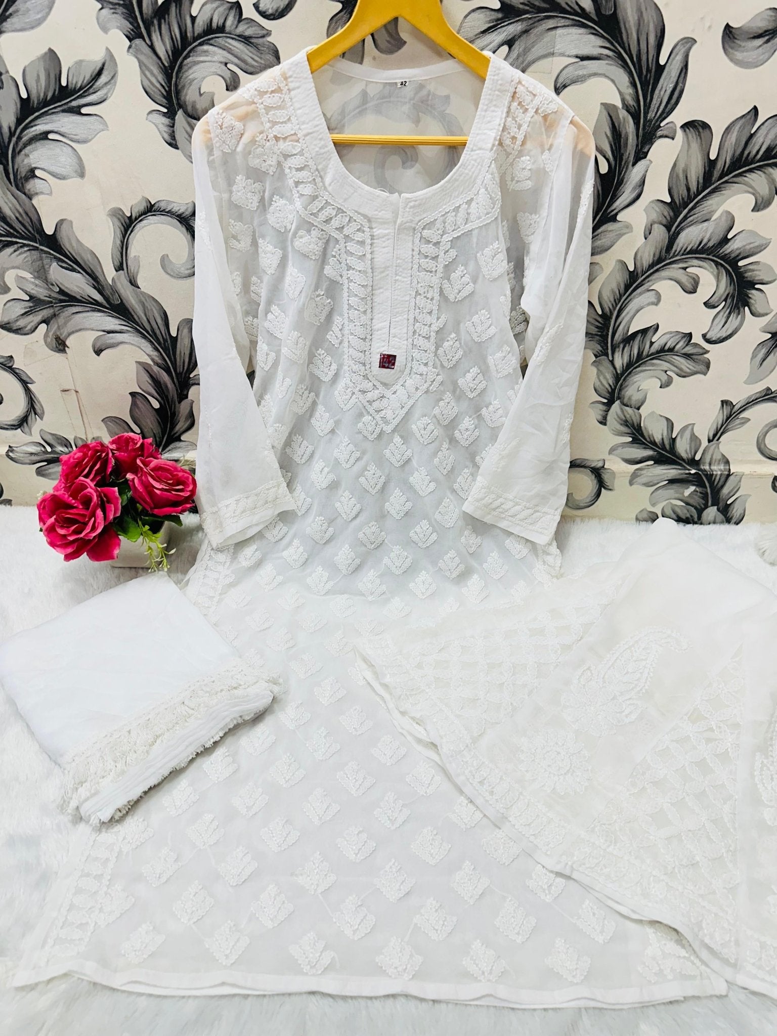 Tone to Tone Buti Jaal 4pc Set - Chikankari official