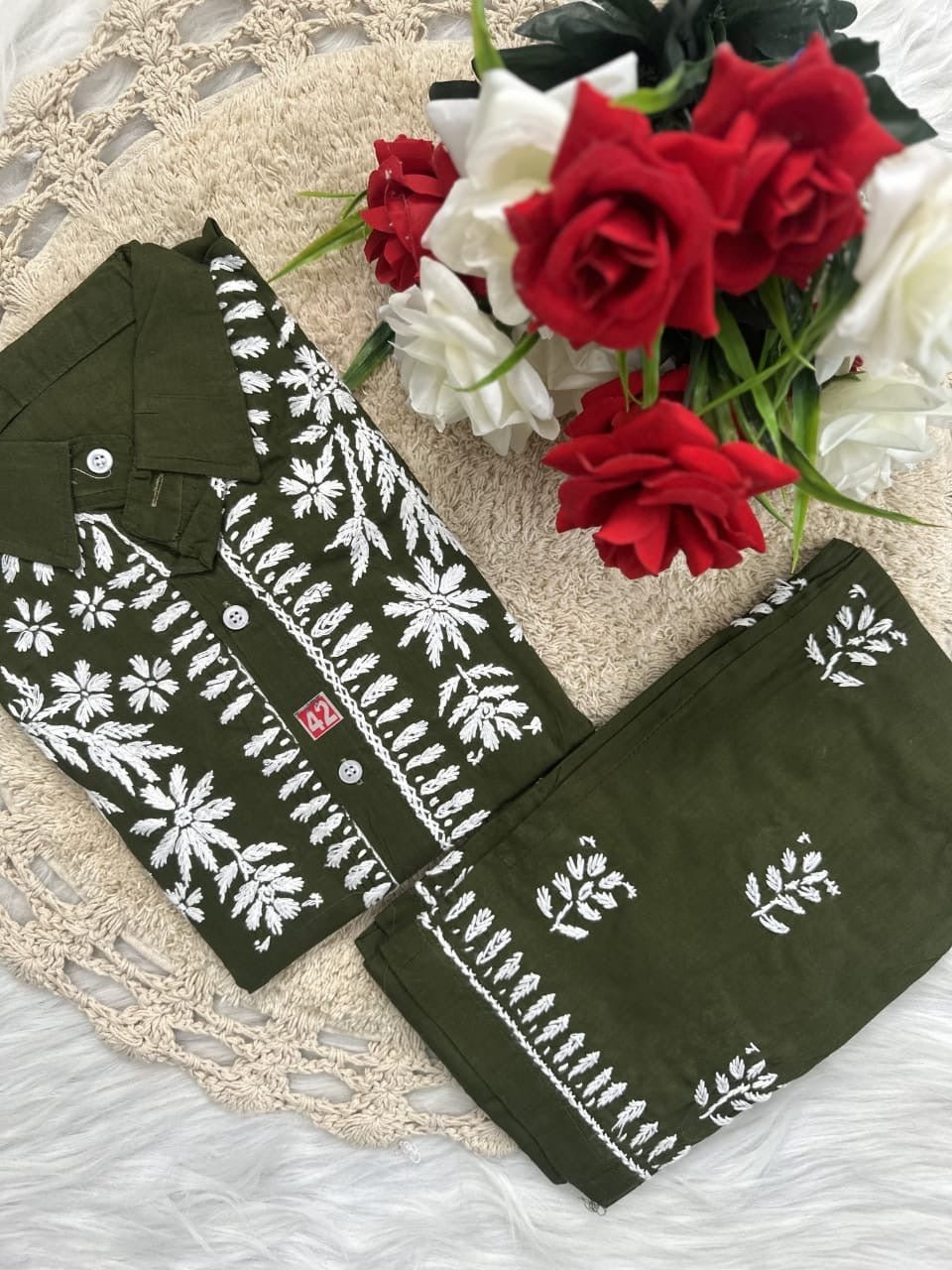 Trending Chikan pant Set - Chikankari official