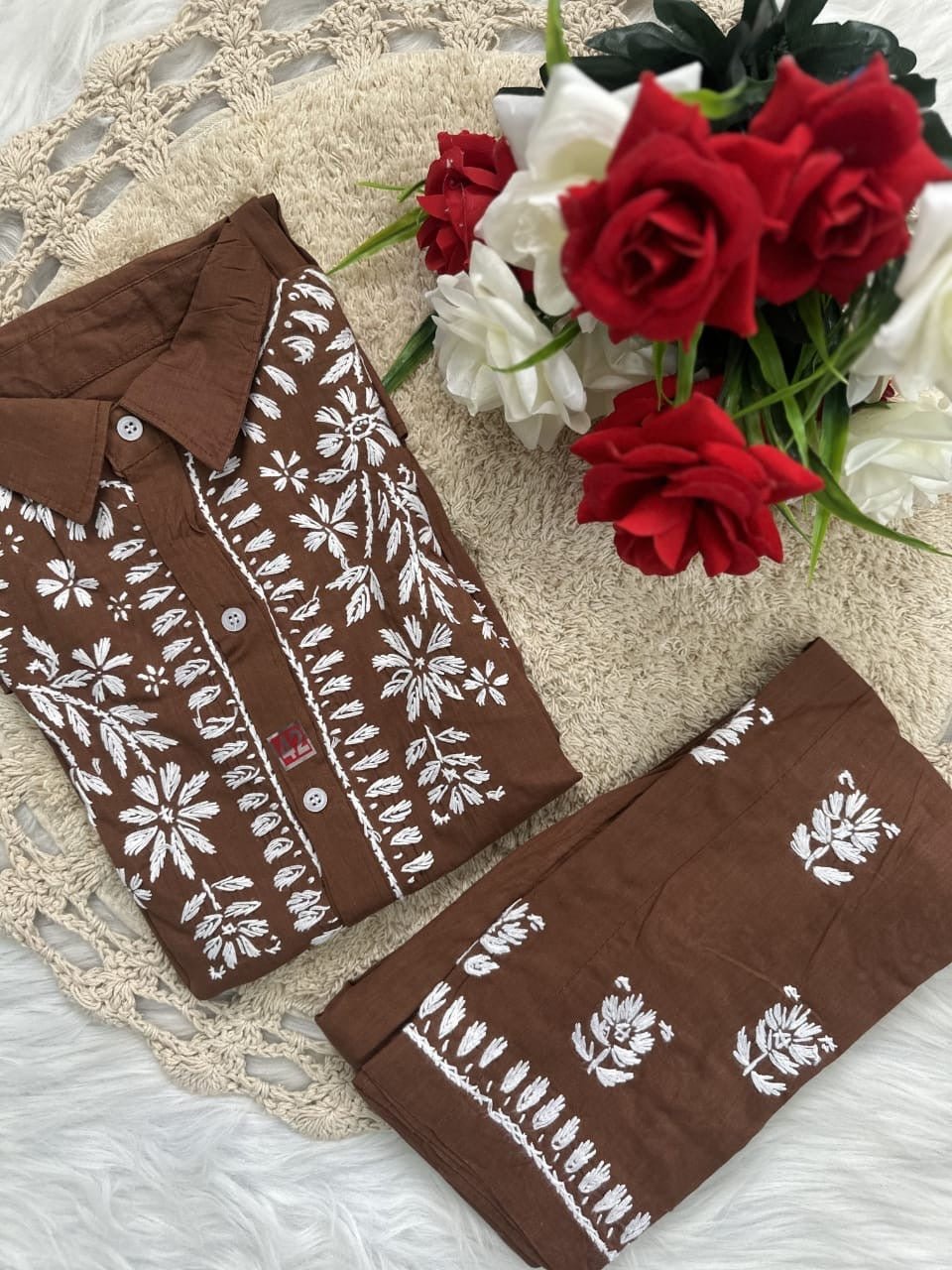 Trending Chikan pant Set - Chikankari official