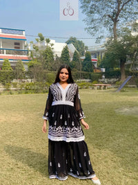V Lace Chikankari Gharara set - Chikankari official