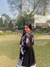 V Lace Chikankari Gharara set - Chikankari official
