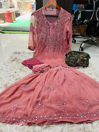 Viral ( Short Mirror Gharara 4pc Set ) Rishita Special - Chikankari official