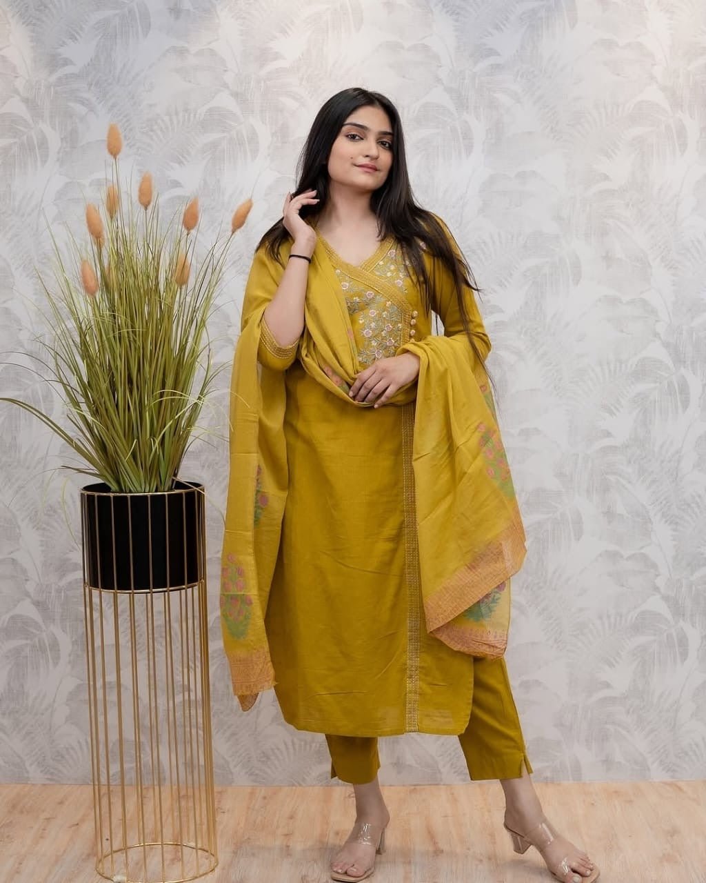 Yellow staright Anarkali Suit Set - Chikankari official