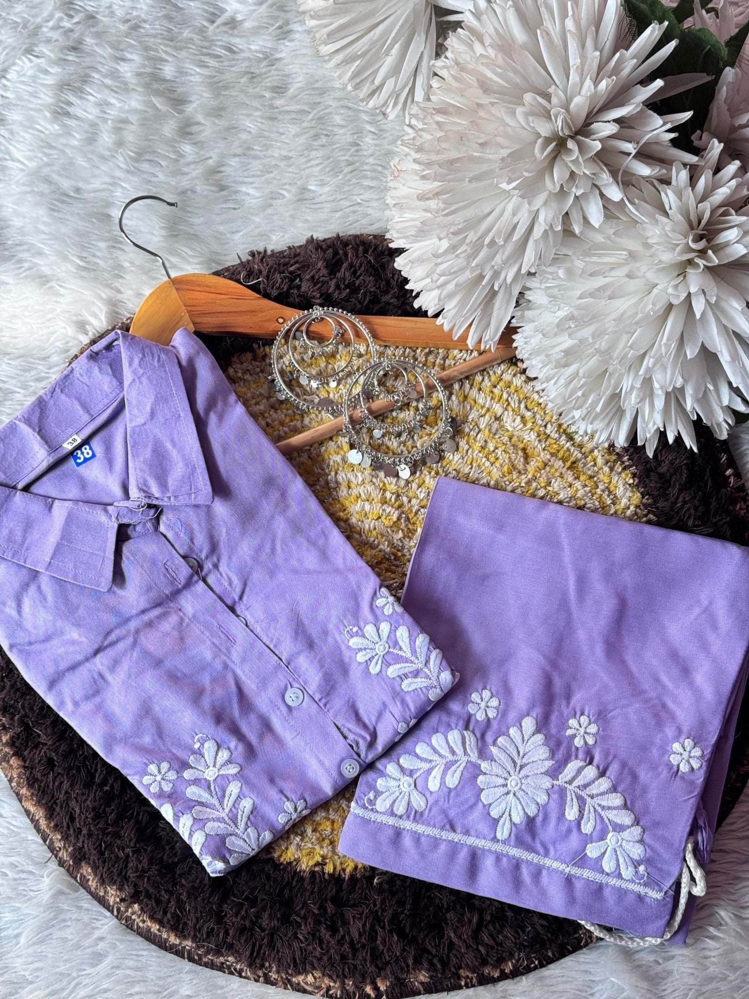 38 / lilac