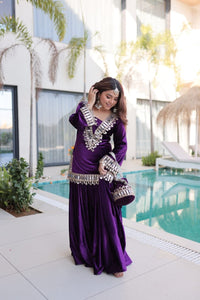 Zari embroidered Velvet Shining Set - Chikankari official