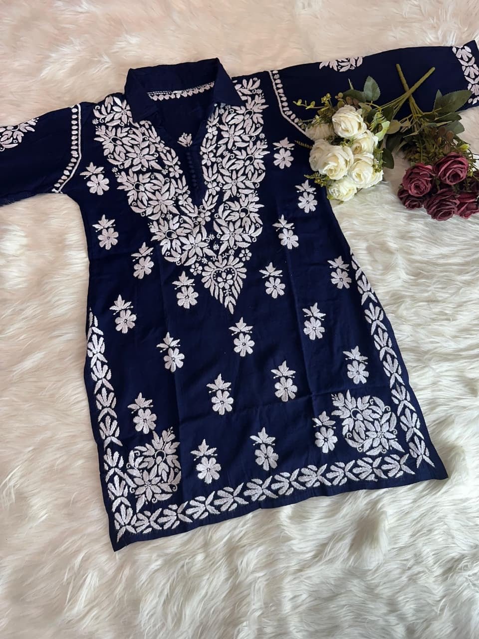 36 / navy blue