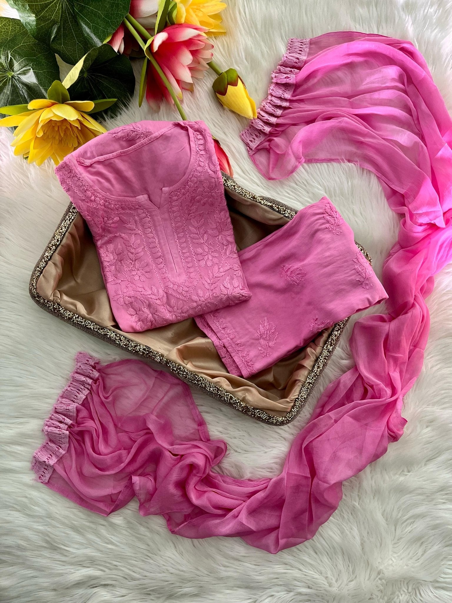 Zoya Rangrez Comfy 3pc Chikankari hand embroidered Set : Saba Ibrahim Inspired - Chikankari official