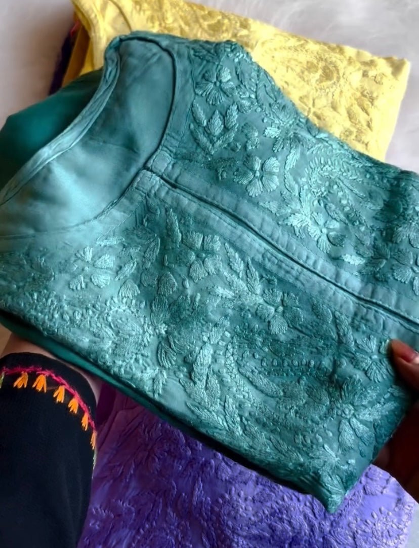 Zoya Rangrez Rayon ombre Soft Chikankari kurti✨ - Chikankari official